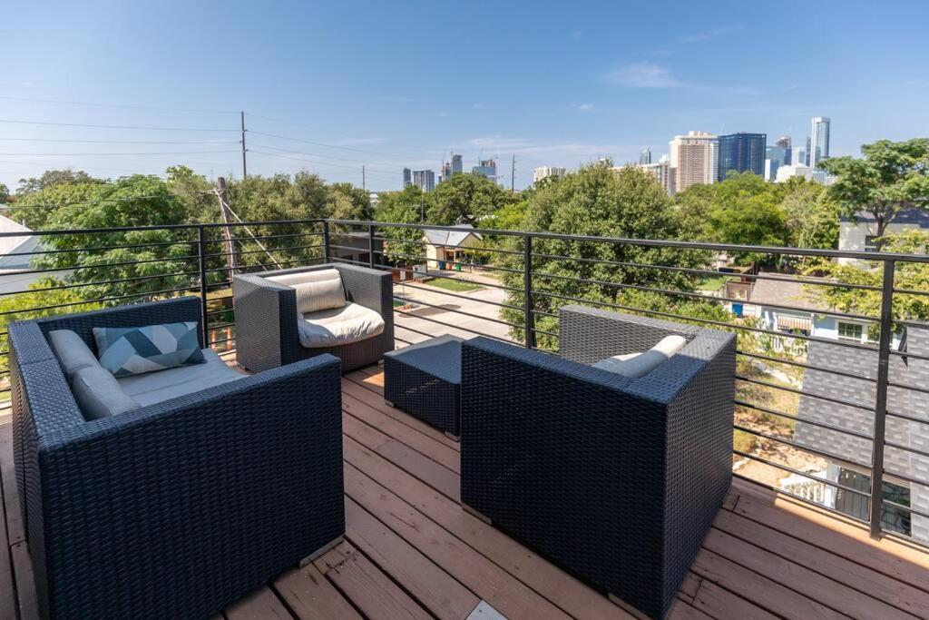 Luxury Modern Home In Dt Austin Exterior photo